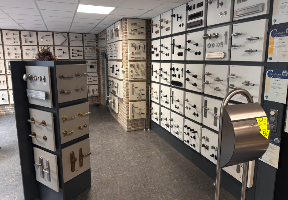 assortiment hang en sluitwerk